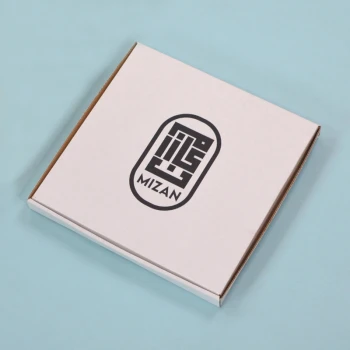 Boîte postale personnalisée pour l'expédition des vêtements Mizan