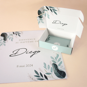Panneau et boîte personnalisés pour baptème
