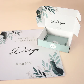 Panneau et boîte personnalisés pour baptème
