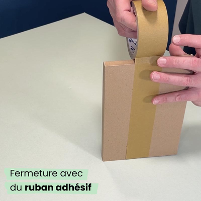 Troisième mode de fermeture : adhésif