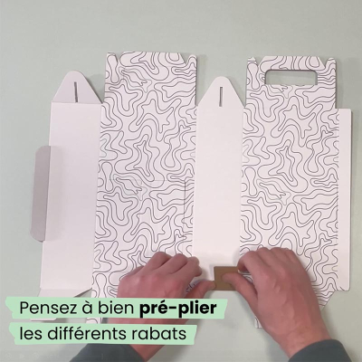ÉTAPE 1 :   Pré-pliez les différents rabats