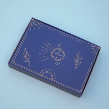 Boîte postale personnalisée thème ésotérique bleue