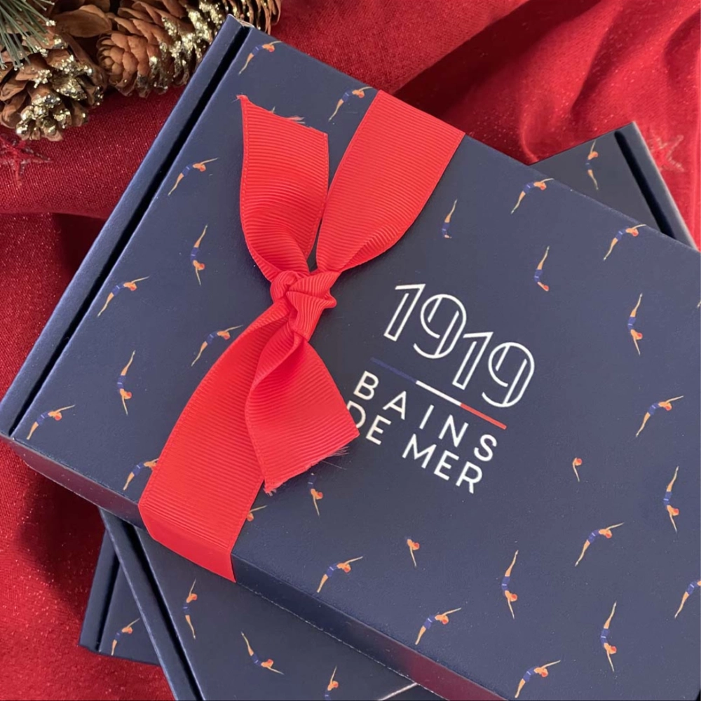 Coffret personnalisé pour les cosmétiques "1919 Bains de Mer"