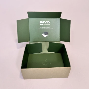 Boîte postale e-commerce pour du matcha