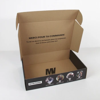 Boîte personnalisée noire pour marque sportive