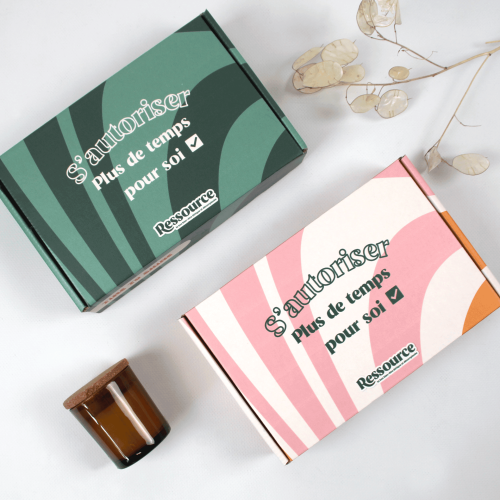 Packaging personnalisé pour la box bien-être de Ressource box