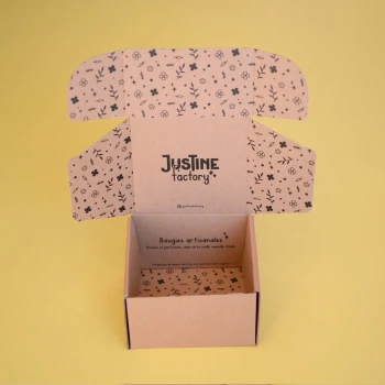 Coffret personnalisé pour les bougies "Justine Factory"
