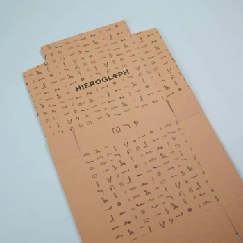 Boîte postale personnalisée avec des hiéroglyphes