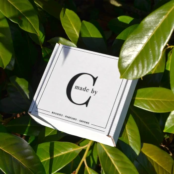 Coffret personnalisé pour des bougies, savons et parfums