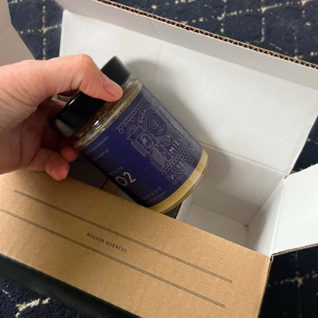 Caisses 6 casiers personnalisées pour les pots de miel du Rûcher Quercus