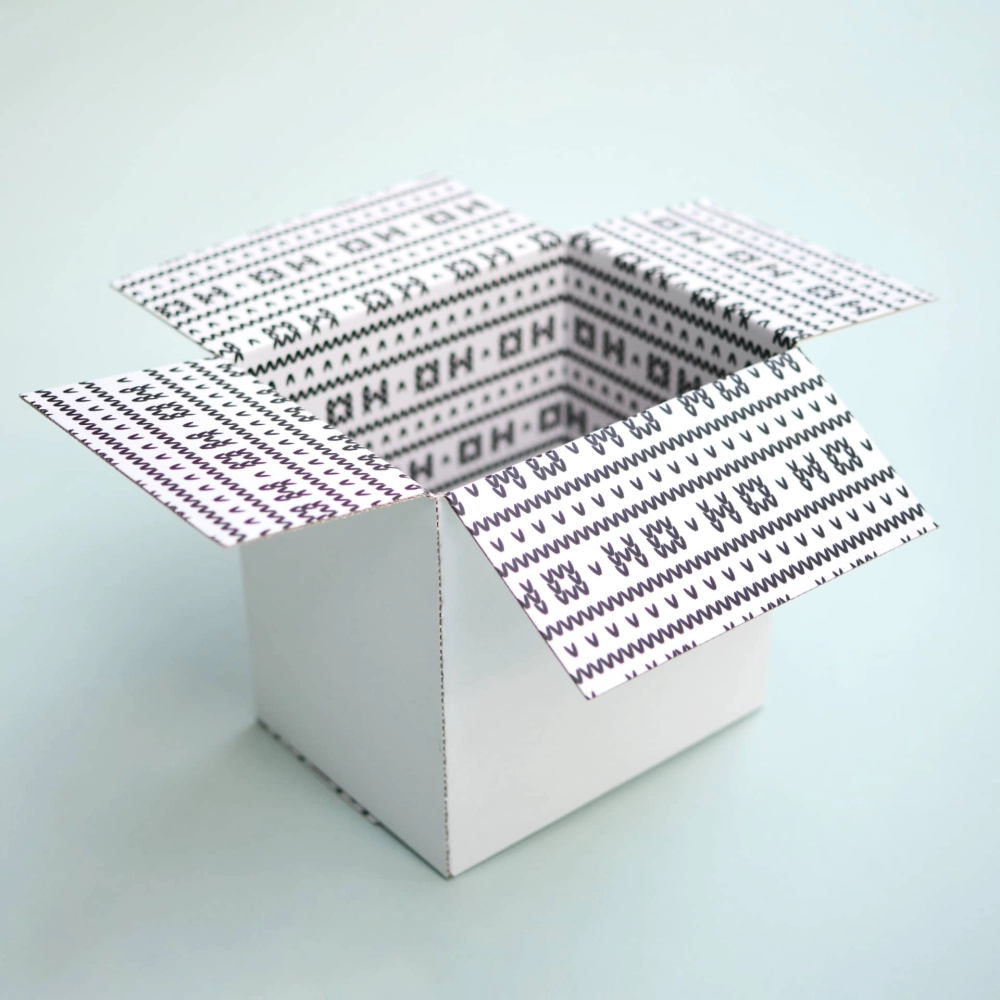 Caisse d'expédition personnalisée à intérieur